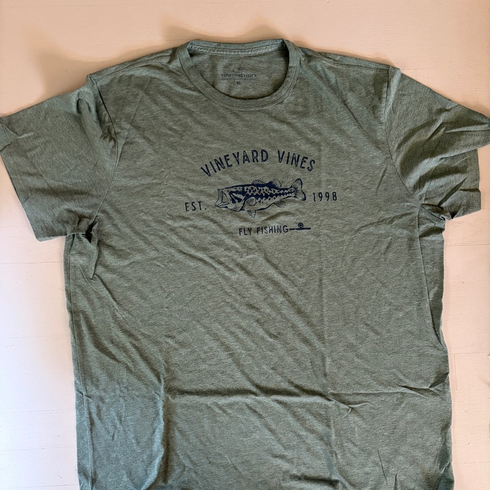 Vineyard Vines Olive Graphic Tee